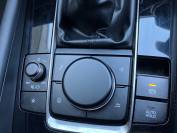 MAZDA 3 2022 (22)