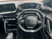 PEUGEOT 208 2022 (72)