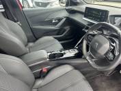 PEUGEOT 208 2022 (72)