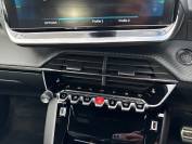 PEUGEOT 2008 2022 (71)