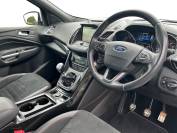 FORD KUGA 2018 (18)