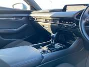 MAZDA 3 2022 (22)