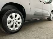 VAUXHALL COMBO-LIFE 2025 (25)