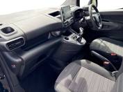 VAUXHALL COMBO-LIFE 2019 (69)