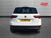 VOLKSWAGEN TIGUAN 2019 (69)