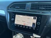VOLKSWAGEN TIGUAN 2019 (69)