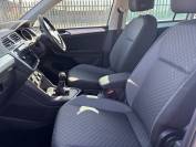 VOLKSWAGEN TIGUAN 2019 (69)