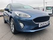 FORD FIESTA 2020 (20)