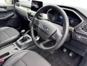 FORD KUGA 2022 (22)