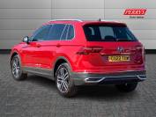 VOLKSWAGEN TIGUAN 2022 (22)
