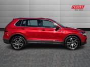 VOLKSWAGEN TIGUAN 2022 (22)