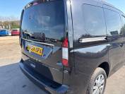 FORD TOURNEO CONNECT 2024 (24)
