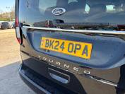 FORD TOURNEO CONNECT 2024 (24)