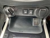 NISSAN NAVARA 2019 (69)