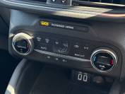 FORD KUGA 2022 (22)