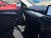 FORD KUGA 2022 (22)