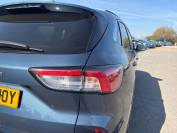 FORD KUGA 2022 (22)