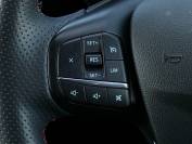 FORD KUGA 2022 (22)