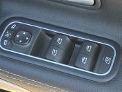 MERCEDES-BENZ A CLASS 2019 (19)