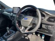 FORD FOCUS 2020 (20)