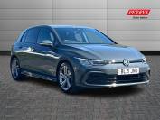 VOLKSWAGEN GOLF 2021 (21)