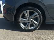 VOLKSWAGEN GOLF 2021 (21)