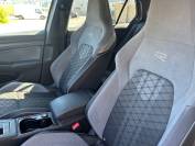 VOLKSWAGEN GOLF 2021 (21)