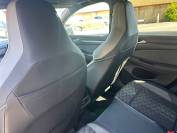 VOLKSWAGEN GOLF 2021 (21)