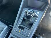 VOLKSWAGEN GOLF 2021 (21)