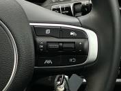 KIA SPORTAGE 2025 (25)