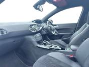 PEUGEOT 308 2021 
