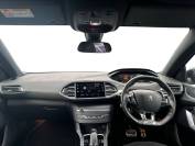 PEUGEOT 308 2021 