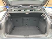 VOLKSWAGEN GOLF 2022 (72)