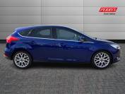 FORD FOCUS 2016 (16)