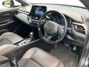 TOYOTA C-HR 2017 (17)