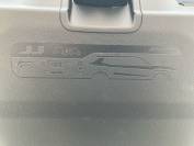 JEEP AVENGER 2024 (73)