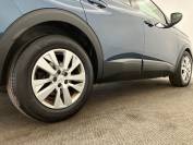 PEUGEOT 3008 2022 (71)
