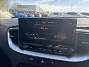 KIA XCEED 2024 (74)