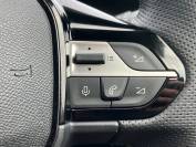 PEUGEOT 308 2024 (73)