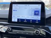 FORD KUGA 2022 (72)