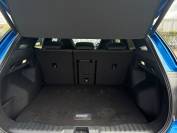 FORD EXPLORER 2024 (74)