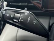 FORD EXPLORER 2024 (74)