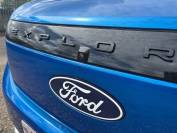 FORD EXPLORER 2024 (74)