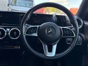 MERCEDES-BENZ A CLASS 2021 (21)