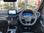 FORD KUGA 2022 (72)