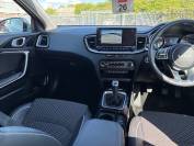 KIA XCEED 2024 (74)