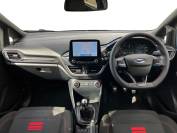 FORD FIESTA 2022 (22)