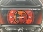 MINI HATCHBACK 2021 (70)