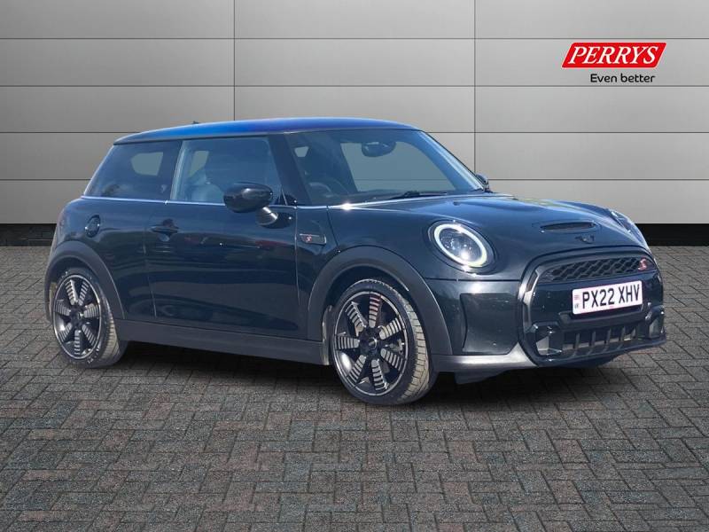 MINI HATCHBACK 2022 (22)