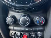 MINI HATCHBACK 2022 (22)